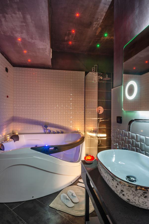 לצ'ה Villa Domus Salento Suites & Rooms Con Parcheggio Privato In Loco מראה חיצוני תמונה
