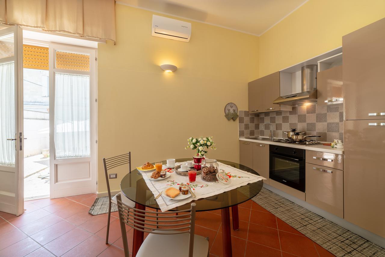לצ'ה Villa Domus Salento Suites & Rooms Con Parcheggio Privato In Loco מראה חיצוני תמונה